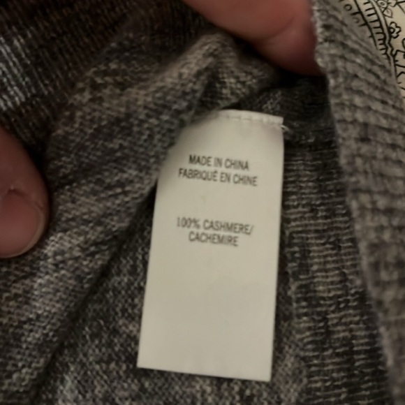 100% cashmere Theory hoodie. Excellent condition. - Picture 3 of 3
